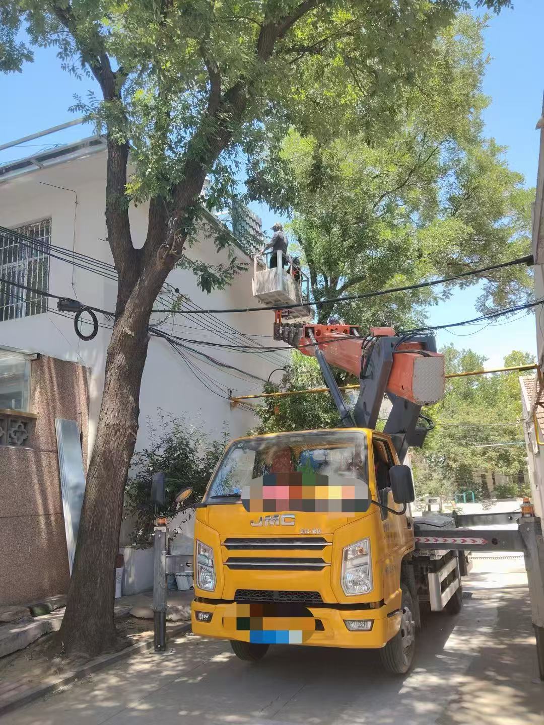 茫崖市高空作业车能吊装重物吗？最大承载多少公斤？