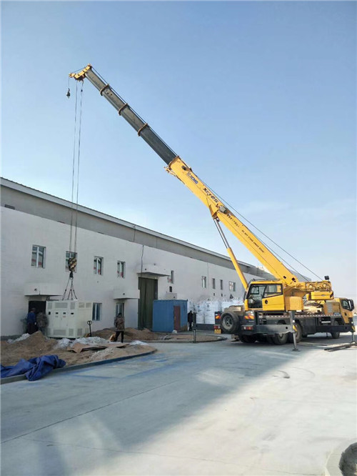 茫崖市“超载就喊停”—— 吊车的 “重量保镖” 技术